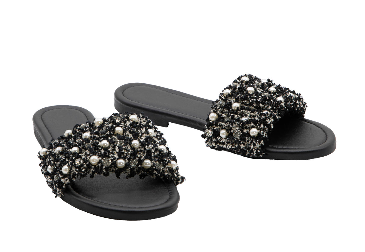 Women's Flat Sandals With Pearl and Rhinestone Detail
