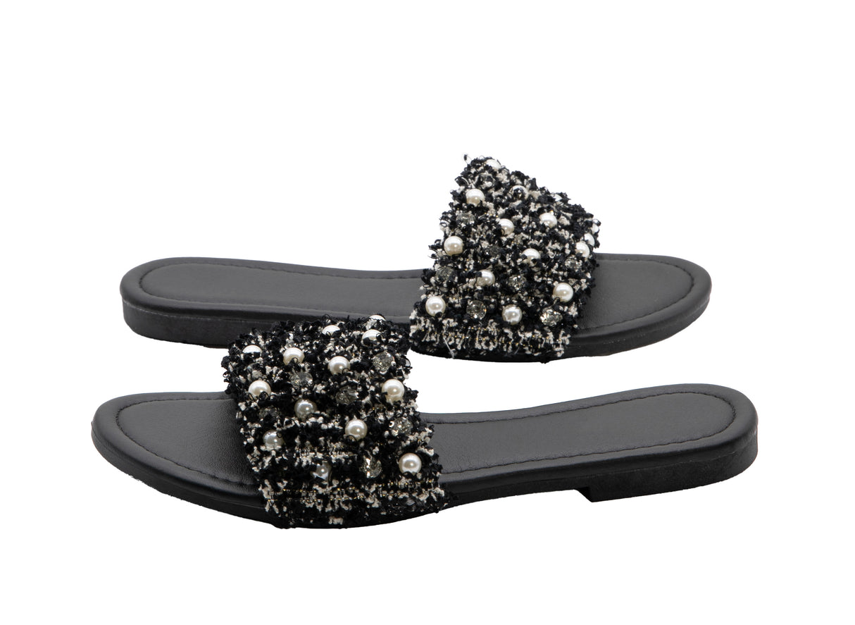Women's Flat Sandals With Pearl and Rhinestone Detail